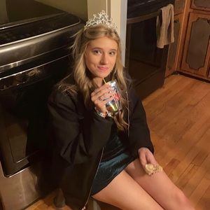 Meet your Posher, Allison